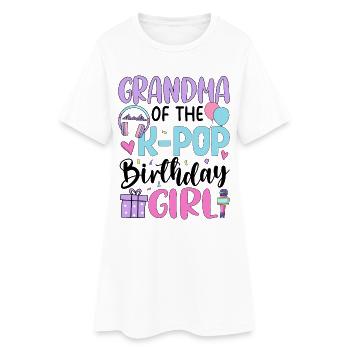 Grandma Of The K Pop Birthday Girl - Frauen T-Shirt-Kleid - Weiß - Vorne