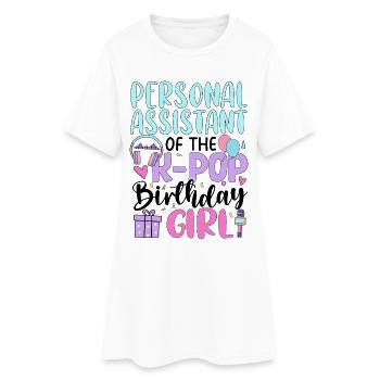 Assistante personnelle de la fille d’anniversaire de K Pop - Robe T-shirt Femme - blanc - Devant
