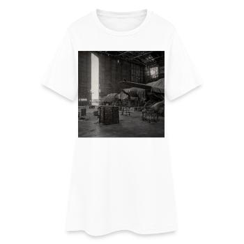 Vintage Airplane Hangar Photography Noir Animal - Women’s T-Shirt Dress - white - Front
