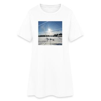 Das Leuchten der Sonne an einem verschneiten Morgen - Frauen T-Shirt-Kleid - Weiß - Vorne