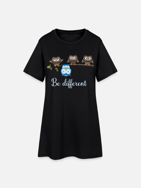 Be Different Eule - Frauen T-Shirt-Kleid - Schwarz