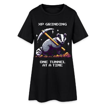 XP agricole – Tunnel par tunnel | Blaireau creusant la forêt - Robe T-shirt Femme - noir - Devant