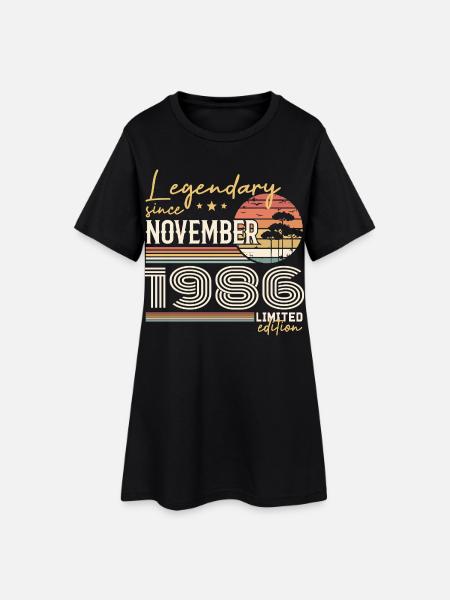 Jahrgang November 1986 RetroNovember 1986 - Frauen T-Shirt-Kleid - Schwarz