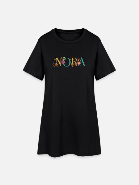 NORA Namenskunst mit Blumen bestickt - Frauen T-Shirt-Kleid - Schwarz