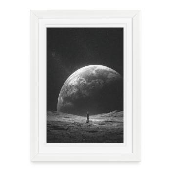 Astronaute solitaire sous une planète géante - Affiche encadrée (27 × 37 cm) - blanc - Devant