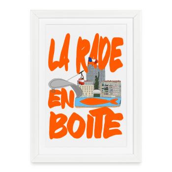 La Rade de Toulon en boite! - Affiche encadrée (27 × 37 cm) - blanc - Devant