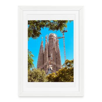Sagrada Família: Barcelona's icon - Framed poster (27 × 37 cm) - white - Front