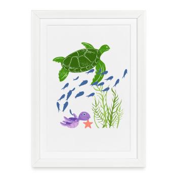 Tortue verte dans le royaume corallien - Affiche encadrée (27 × 37 cm) - blanc - Devant