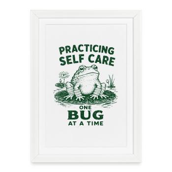 Practicing Self Care One Bug At A Time Funny Frog - Gerahmtes Poster (27 × 37 cm) - Weiß - Vorne