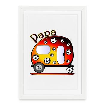 CAMPING DEUTSCHLAND - FUßBALL PAPA - Gerahmtes Poster (27 × 37 cm) - Weiß - Vorne