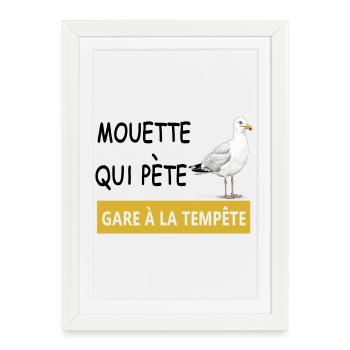Gare à la tempête – mouette sur quai jaune - Affiche encadrée (27 × 37 cm) - blanc - Devant