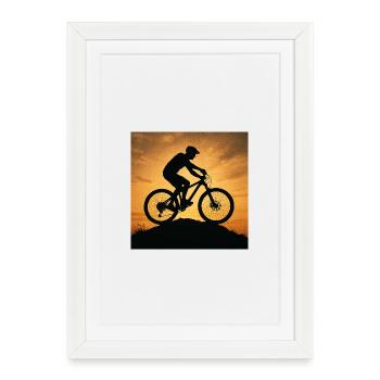Silhouette du VTT au coucher du soleil - Affiche encadrée (27 × 37 cm) - blanc - Devant
