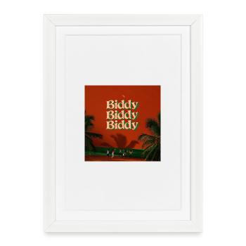 Biddy Biddy Biddy von Mark Noone - Gerahmtes Poster (27 × 37 cm) - Weiß - Vorne
