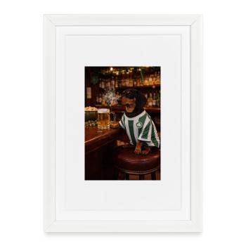 Dachshund in pub jersey with shamrock - Framed poster (27 × 37 cm) - white - Front