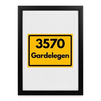 ALTE POSTLEITZAHL PLZ 3570 GARDELEGEN HEIMATSTOLZ  - Gerahmtes Poster (27 × 37 cm) - Schwarz - Vorne