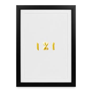 Trio de pâtes dorées sur fond noir - Affiche encadrée (27 × 37 cm) - noir - Devant
