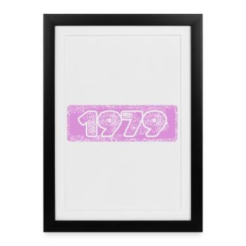 Né en 1979 - Affiche encadrée (27 × 37 cm) - noir - Devant