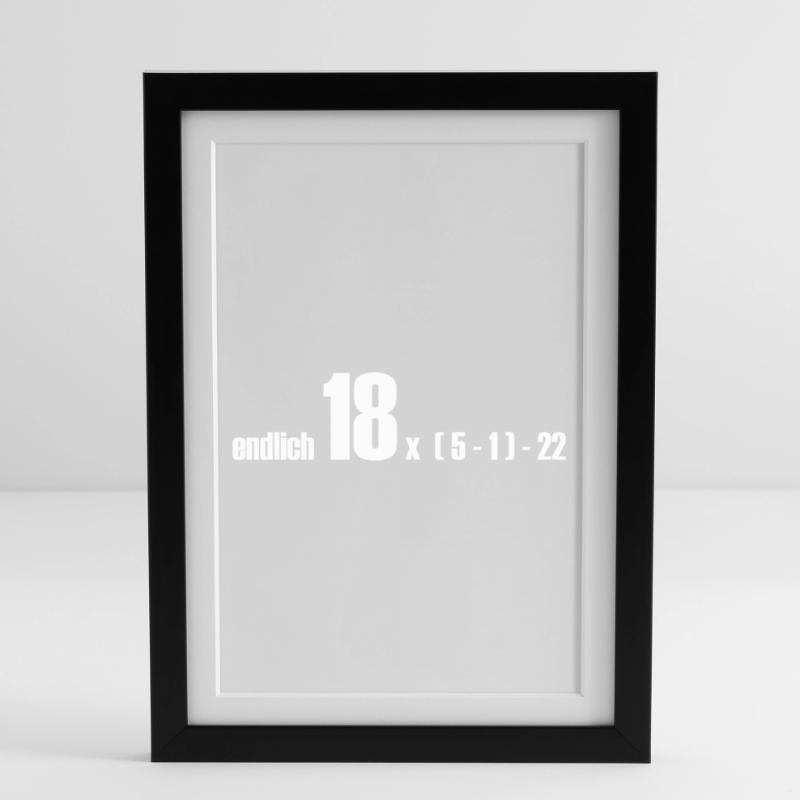 endlich 18 oder doch 50? Gerahmtes Poster (27 × 37 cm)