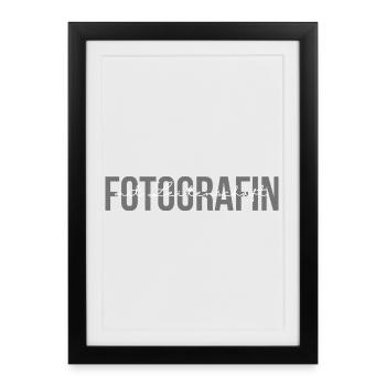 Photographer with passion - Framed poster (27 × 37 cm) - black - Front
