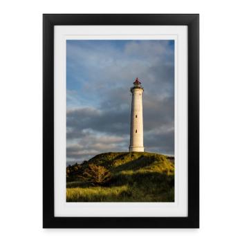 Phare de Lyngvig Fyr au Danemark - Affiche encadrée (27 × 37 cm) - noir - Devant