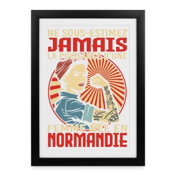 Femme née en Normandie humour fierté normande - Affiche encadrée (27 × 37 cm) - noir - Devant