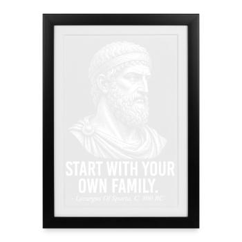 Commencez par l’histoire familiale de Sparta - Affiche encadrée (27 × 37 cm) - noir - Devant