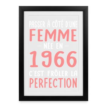Née en 1966 – Frôler la perfection  - Affiche encadrée (27 × 37 cm) - noir - Devant