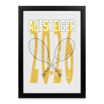 Nouveau Tennis, Champion 2026 - Affiche encadrée (27 × 37 cm) - noir - Devant