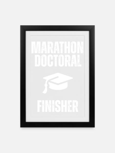 Marathon-Doktor Finisher - Gerahmtes Poster (27 × 37 cm) - Schwarz