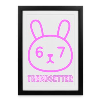 Neon Bunny 67 : Un lanceur de tendances - Affiche encadrée (27 × 37 cm) - noir - Devant
