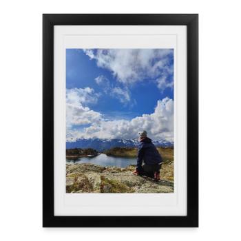Hiker facing the alpine sky - Framed poster (27 × 37 cm) - black - Front