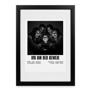J’en suis la preuve – les expressions familiales du jeu - Affiche encadrée (27 × 37 cm) - noir - Devant