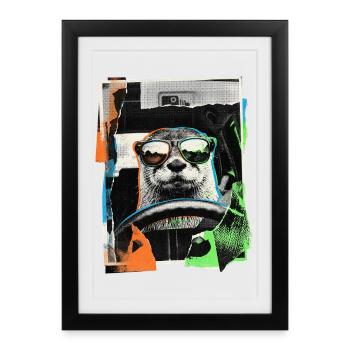 funny otter - Framed poster (27 × 37 cm) - black - Front