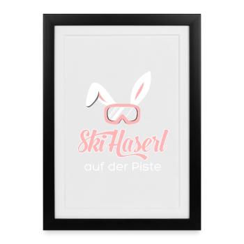 Ski Haserl auf der Piste - Gerahmtes Poster (27 × 37 cm) - Schwarz - Vorne