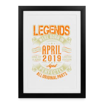 Légende d’anniversaire d’avril 2019 - Affiche encadrée (27 × 37 cm) - noir - Devant