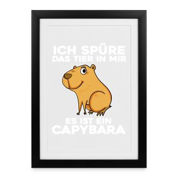 Capybara Wasserschwein - Gerahmtes Poster (27 × 37 cm) - Schwarz - Vorne
