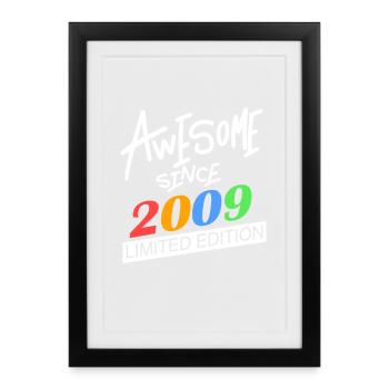 Millésime 2009 - Fantastique depuis 2009 - Affiche encadrée (27 × 37 cm) - noir - Devant