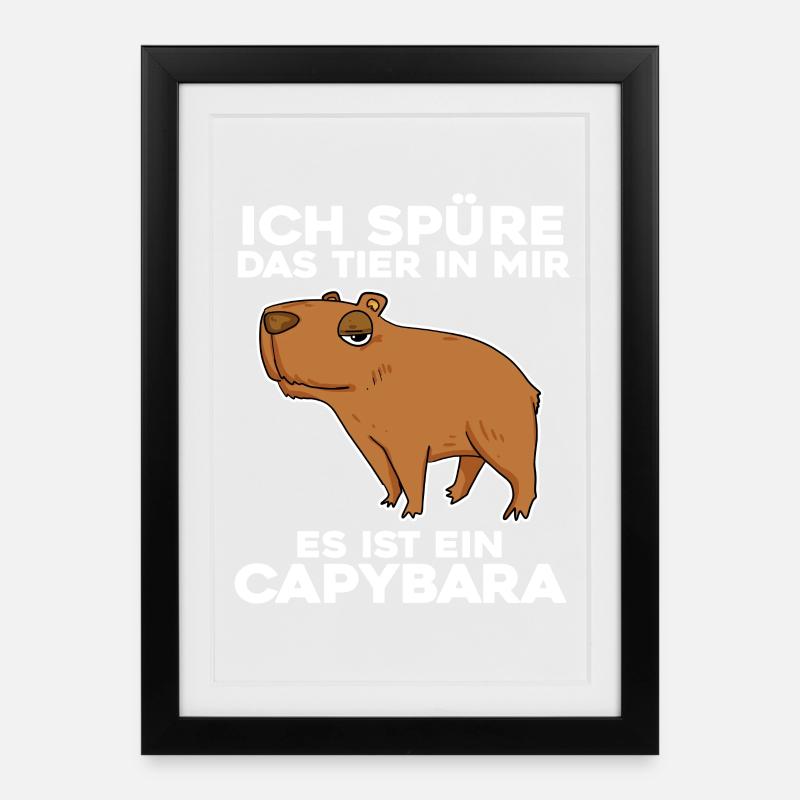 Capybara Wasserschwein - Gerahmtes Poster (27 × 37 cm) - Schwarz