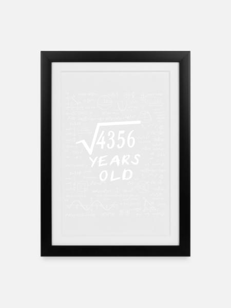 66. Geburtstag 66 Jahre Quadratwurzel aus 4356 - Gerahmtes Poster (27 × 37 cm) - Schwarz