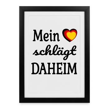 Mein Herz schlägt daheim – Schwarz-Rot-Gold - Gerahmtes Poster (27 × 37 cm) - Schwarz - Vorne