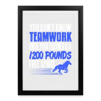 Le véritable travail d’équipe se construit avec un partenaire cheval - Affiche encadrée (27 × 37 cm) - noir - Devant