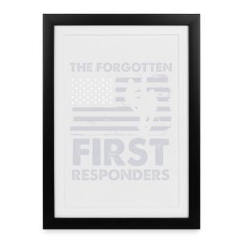 Drapeau oublié des premiers intervenants - Affiche encadrée (27 × 37 cm) - noir - Devant
