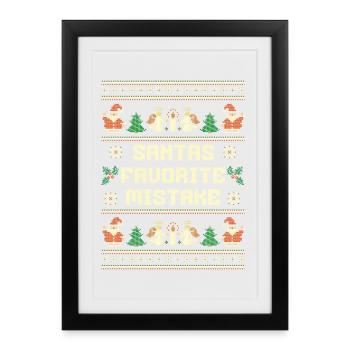 L’erreur préférée du Père Noël – Noël drôle et laid - Affiche encadrée (27 × 37 cm) - noir - Devant