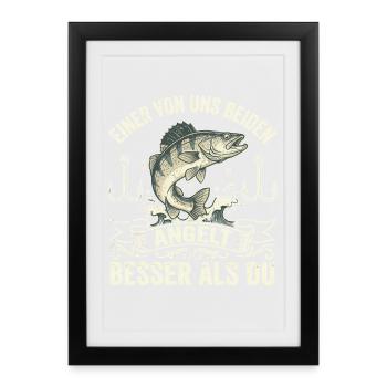« Mieux que toi » – Chemise drôle de pêcheur zander - Affiche encadrée (27 × 37 cm) - noir - Devant