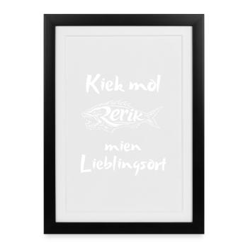 Kiek mol Rerik – mien Lieblingsort - Gerahmtes Poster (27 × 37 cm) - Schwarz - Vorne