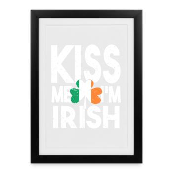 Kiss Me Irish Shamrock - Framed poster (27 × 37 cm) - black - Front