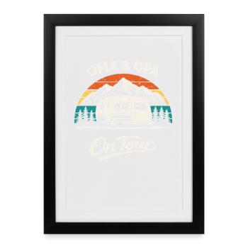 Grand-mère et grand-père en tournée caravane de chemises de camping - Affiche encadrée (27 × 37 cm) - noir - Devant
