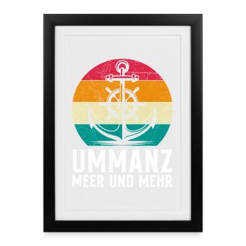 Ostsee Urlaub MEER UND MEHR Lustiges - Gerahmtes Poster (27 × 37 cm) - Schwarz - Vorne