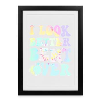 J’ai meilleure allure penchée sur le t-shirt - Affiche encadrée (27 × 37 cm) - noir - Devant