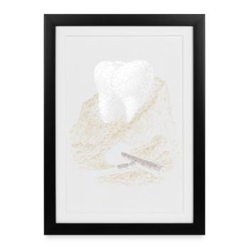 Dent dans la Roche - Affiche encadrée (27 × 37 cm) - noir - Devant